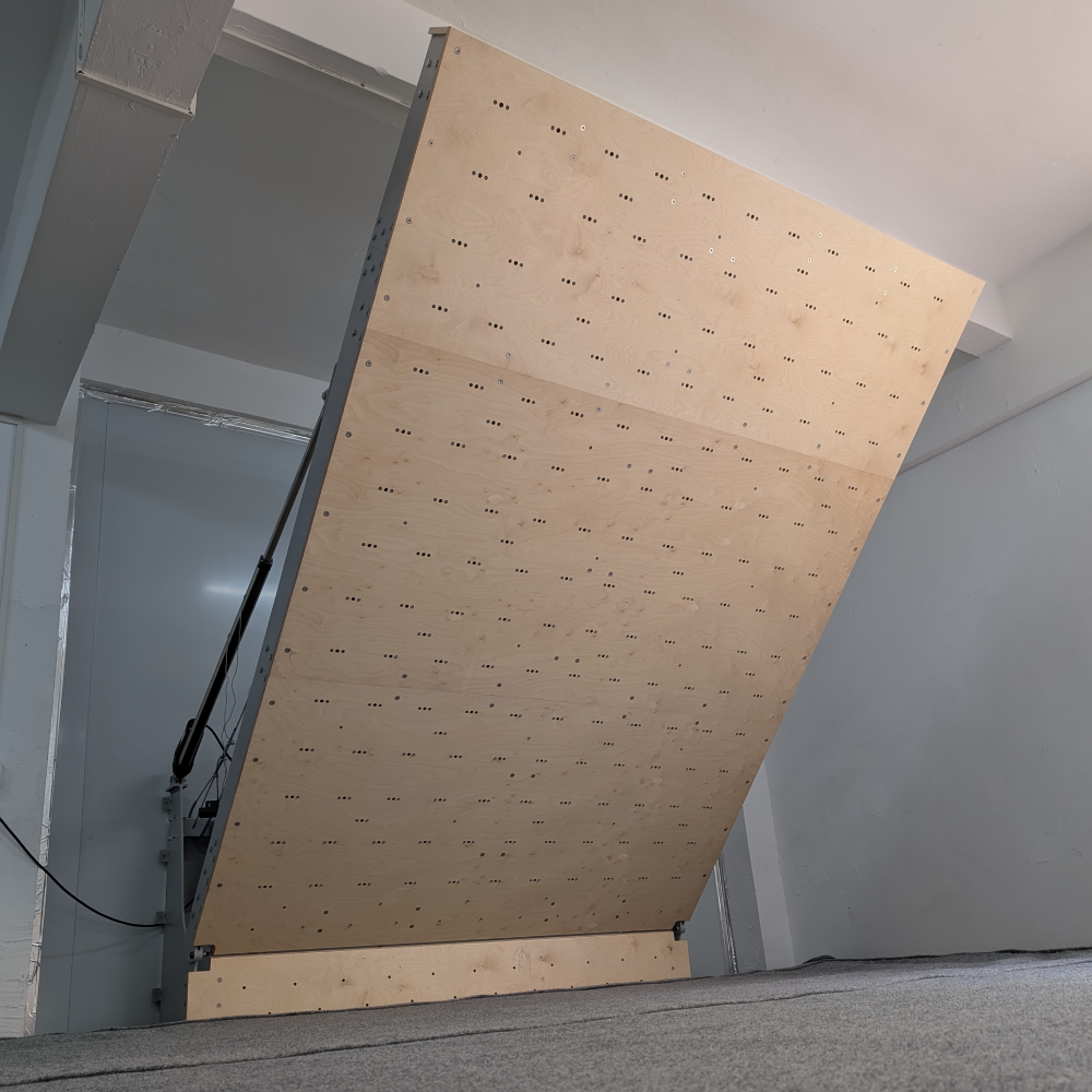 Adjustable Climbing Wall